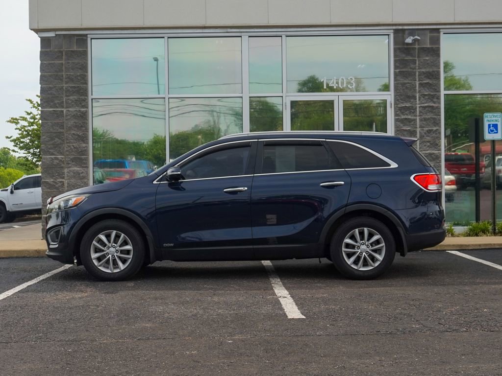 Used 2016 Kia Sorento AWD w/ LX Convenience Package image 5