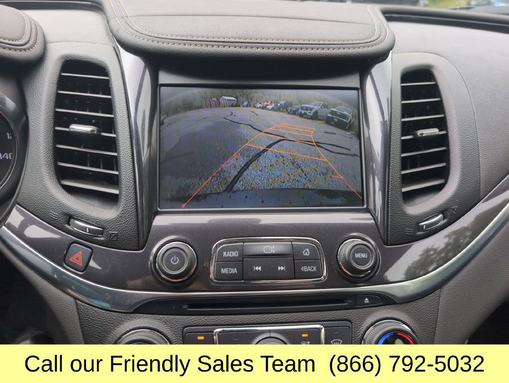Used 2015 Chevrolet Impala LT w/ Convenience Package FWD image 23