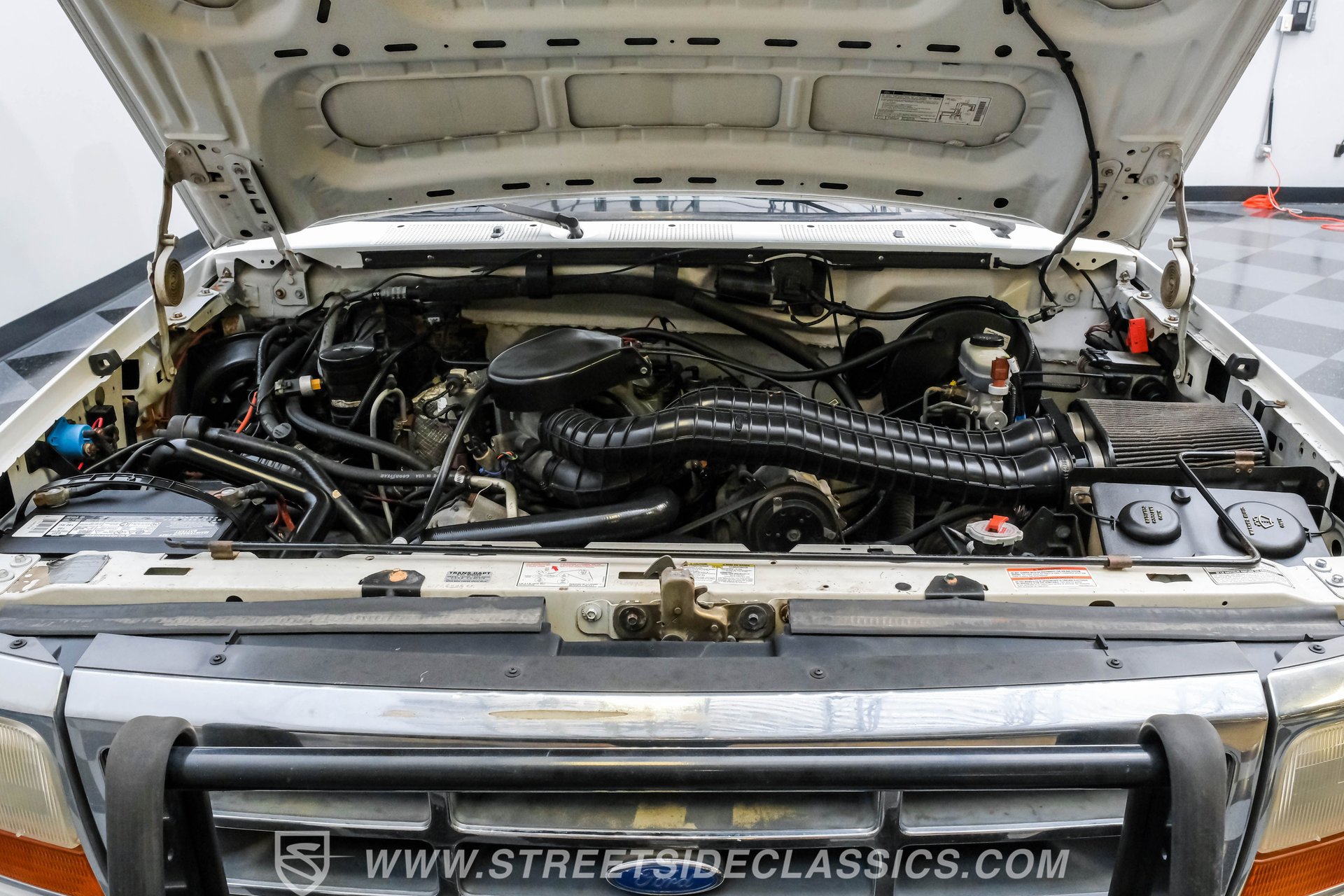 Used 1994 Ford Bronco XLT image 36