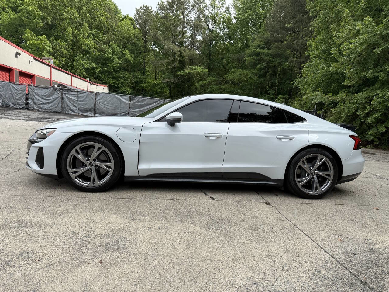 Used 2023 Audi e-tron GT Premium Plus AWD/4WD image 2