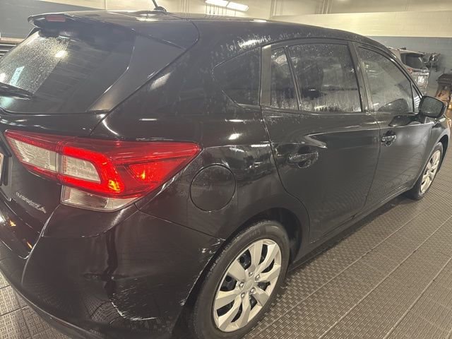 Used 2019 Subaru Impreza 2.0i image 3