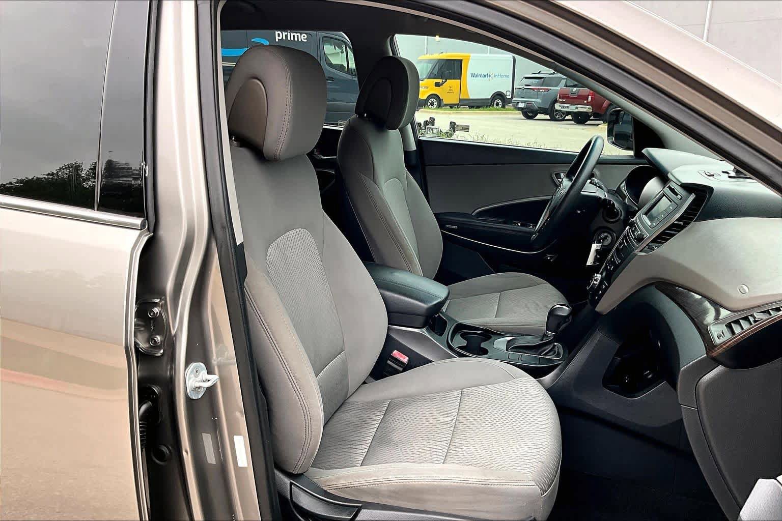 Used 2017 Hyundai Santa Fe Sport FWD image 9