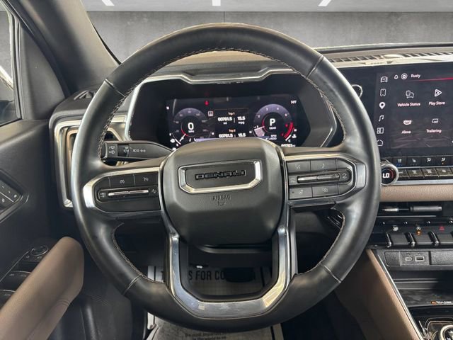 Used 2025 GMC Canyon Denali AWD/4WD image 21