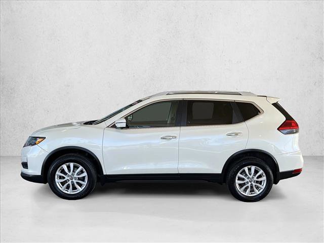 Used 2017 Nissan Rogue SV w/ SV Premium Package image 2