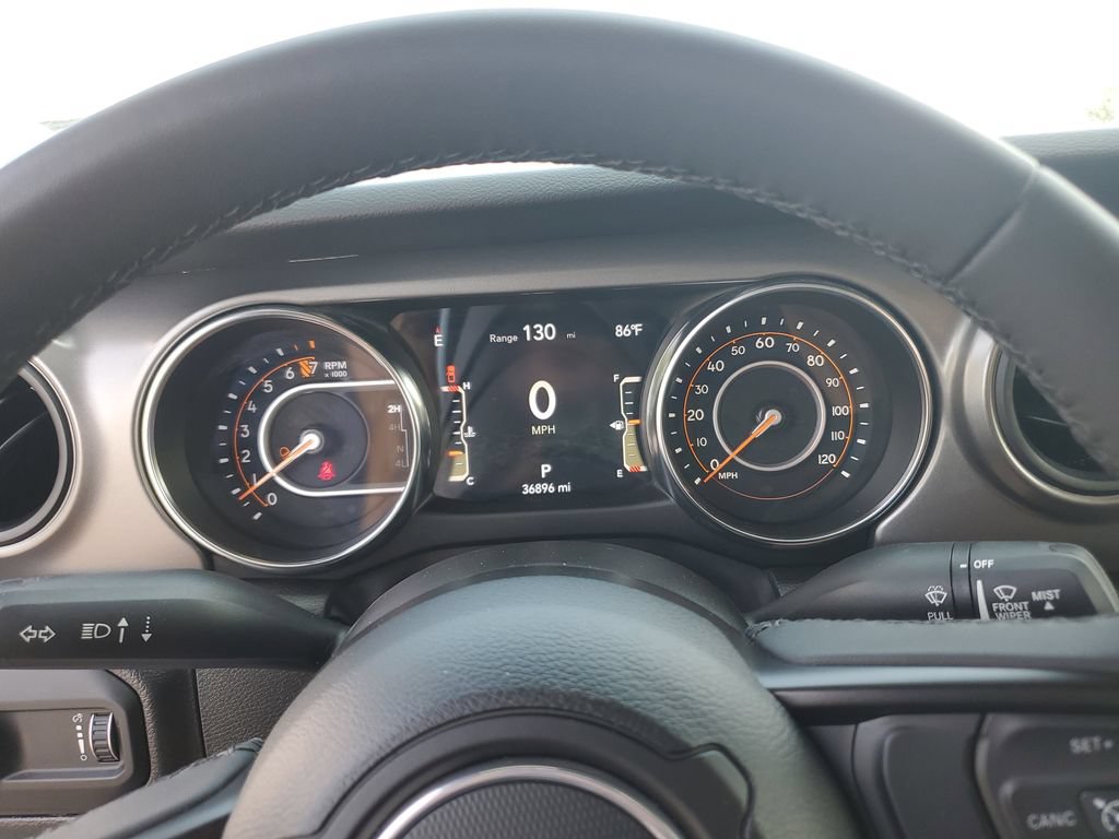 Certified 2023 Jeep Gladiator Mojave AWD/4WD image 21