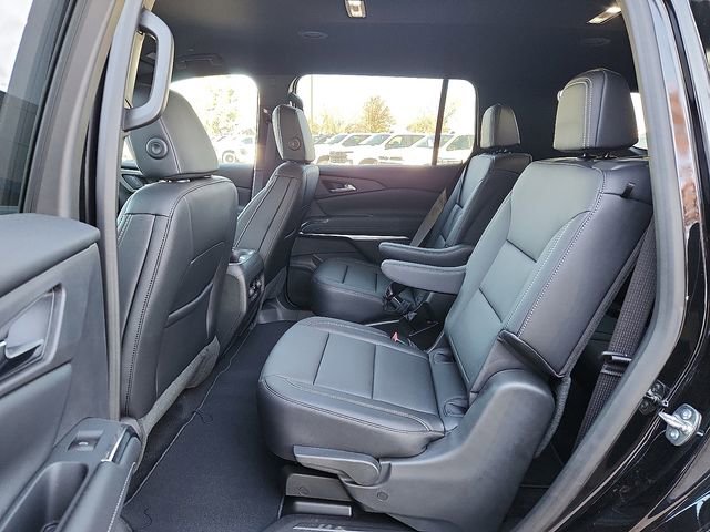 New 2026 Chevrolet Traverse LT w/ Driver Confidence Package image 7
