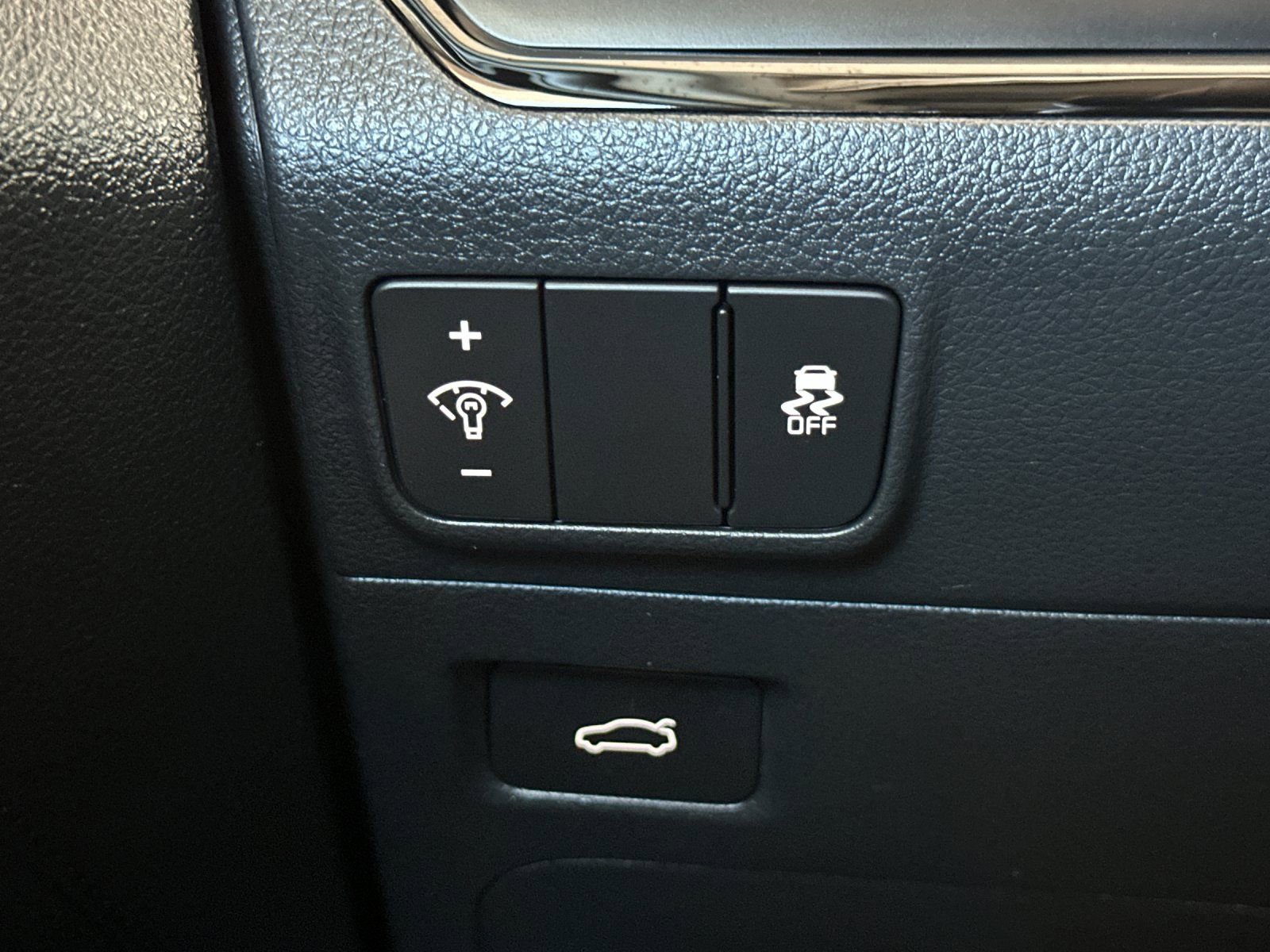 Certified 2025 Kia K5 LXS image 32