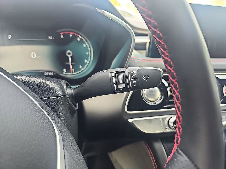 Used 2023 Genesis G70 2.0T w/ Sport Prestige Package image 22