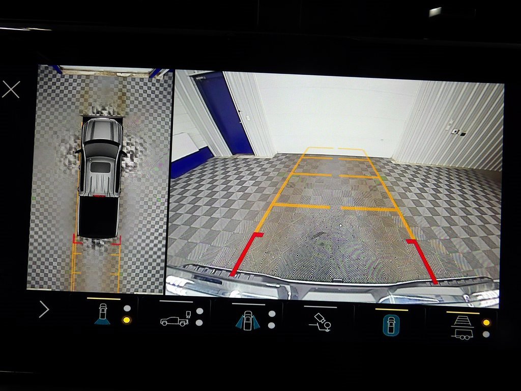 Used 2022 GMC Sierra 1500 AT4X image 15