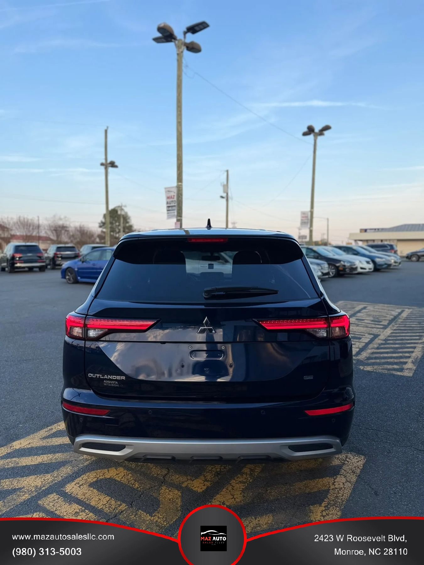 Used 2023 Mitsubishi Outlander SE FWD image 5