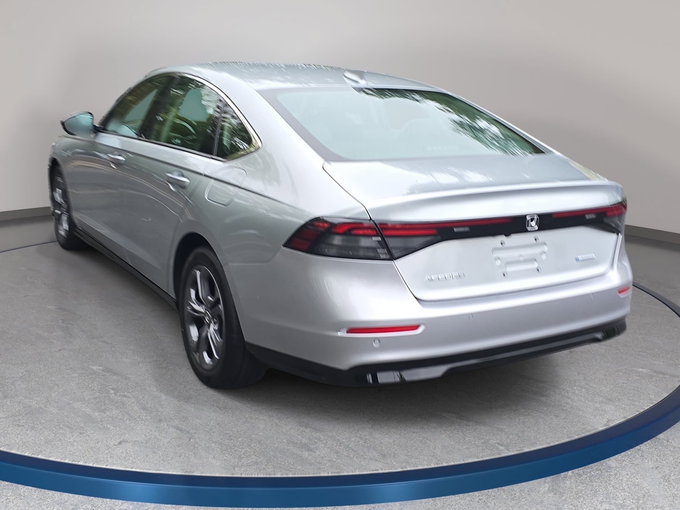 Used 2026 Honda Accord EX-L image 7