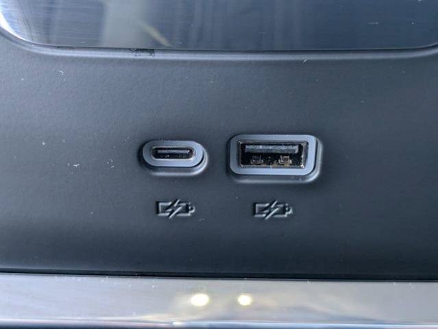 New 2026 GMC Sierra 1500 Elevation w/ Elevation Premium Package AWD/4WD image 16