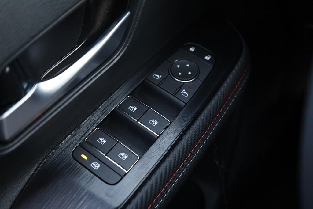 New 2026 Nissan Kicks SR w/ SR Premium Package image 20