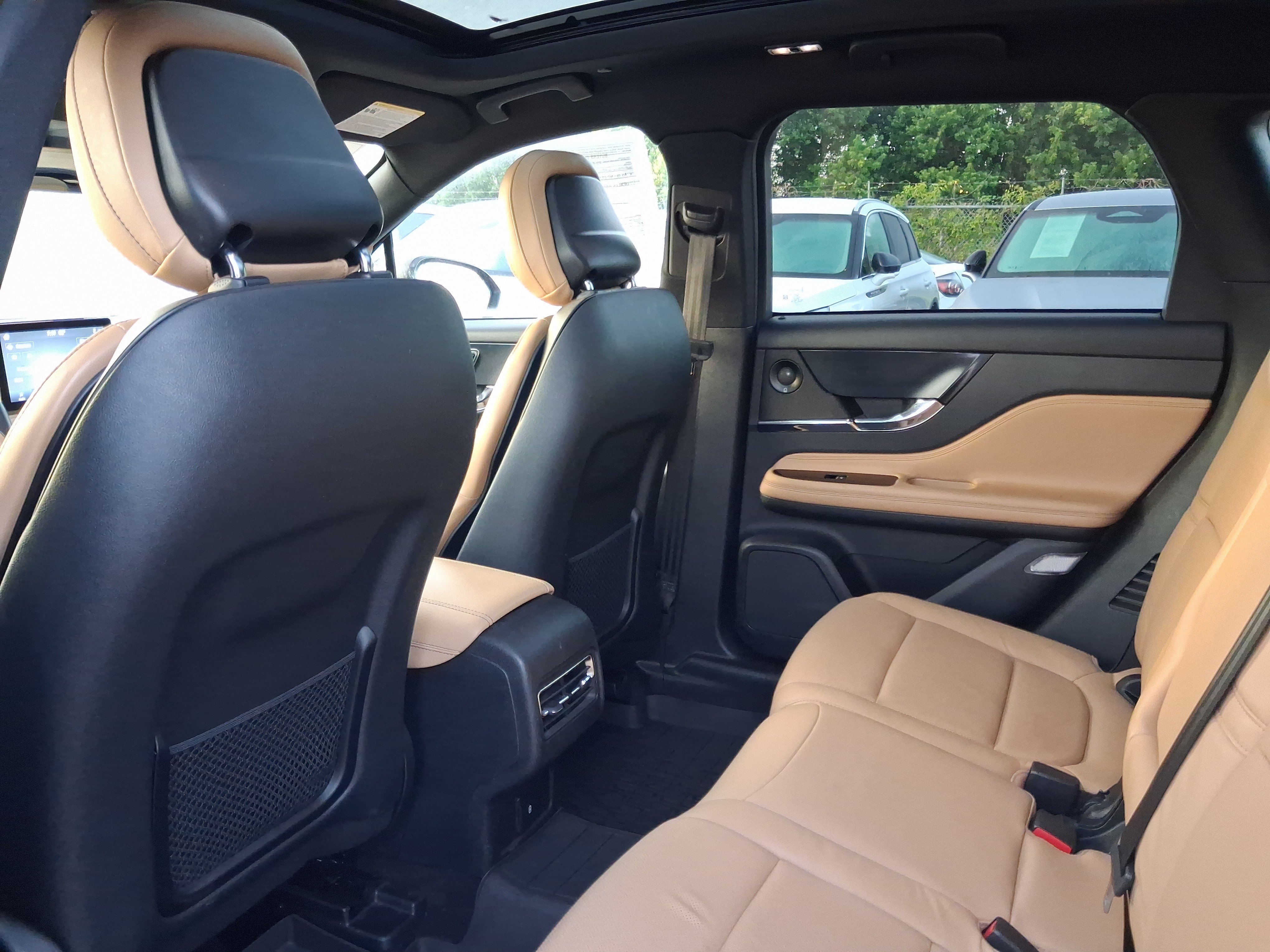 Used 2020 Lincoln Corsair Reserve FWD image 5