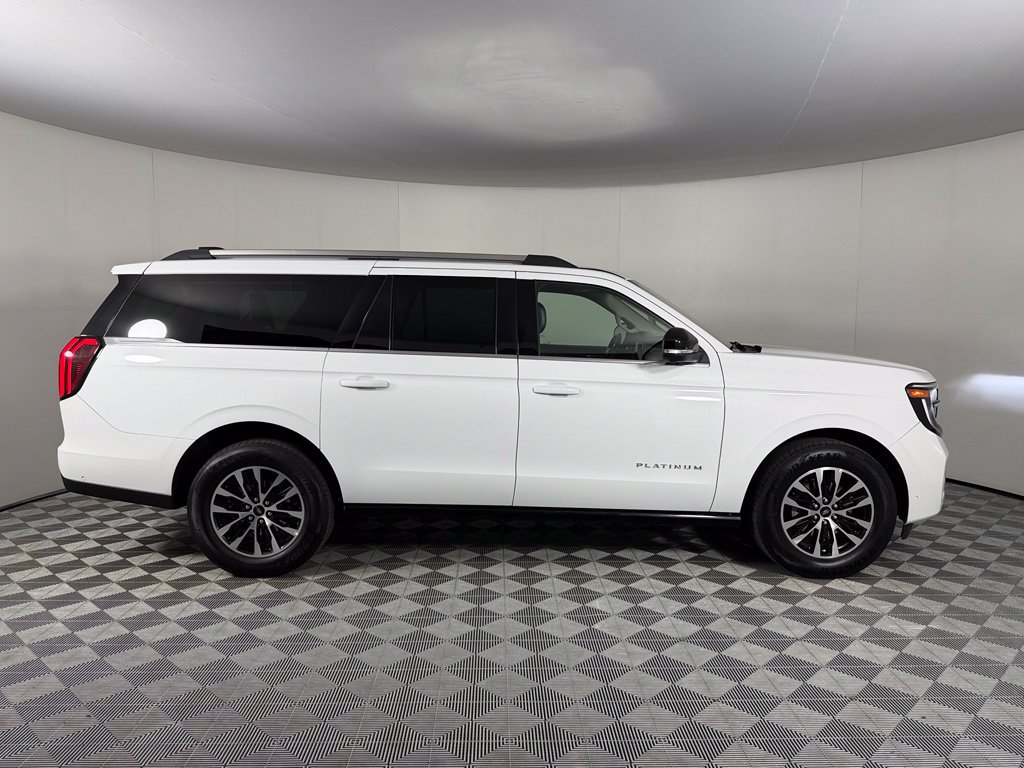 Used 2025 Ford Expedition Max Platinum AWD/4WD image 5
