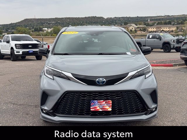 Used 2024 Toyota Sienna XSE w/ XSE Plus Package AWD/4WD image 10