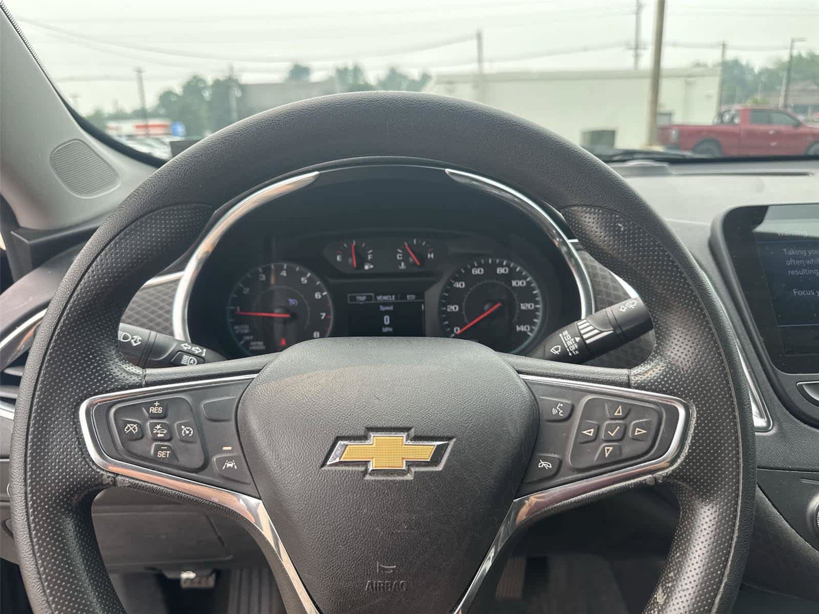 Used 2020 Chevrolet Malibu LT FWD image 18