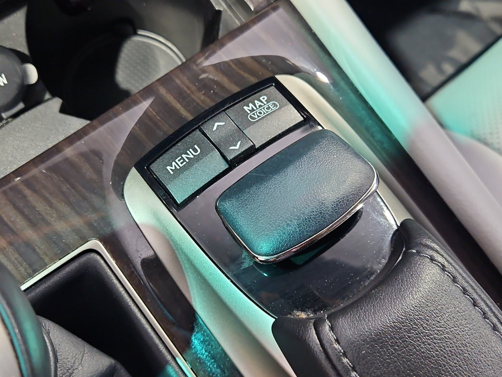 Used 2014 Lexus LS 460 w/ Comfort Package RWD image 25