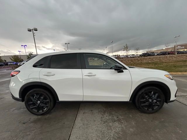 Used 2024 Honda HR-V Sport image 9