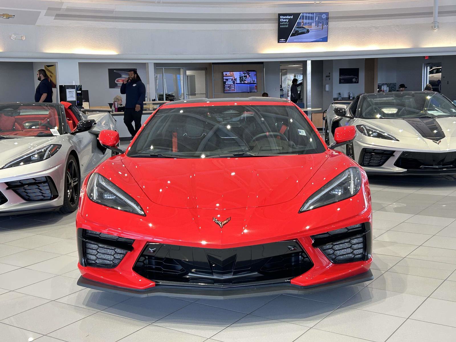 Used 2025 Chevrolet Corvette Stingray Premium Cpe w/ Z51 Performance Package image 8