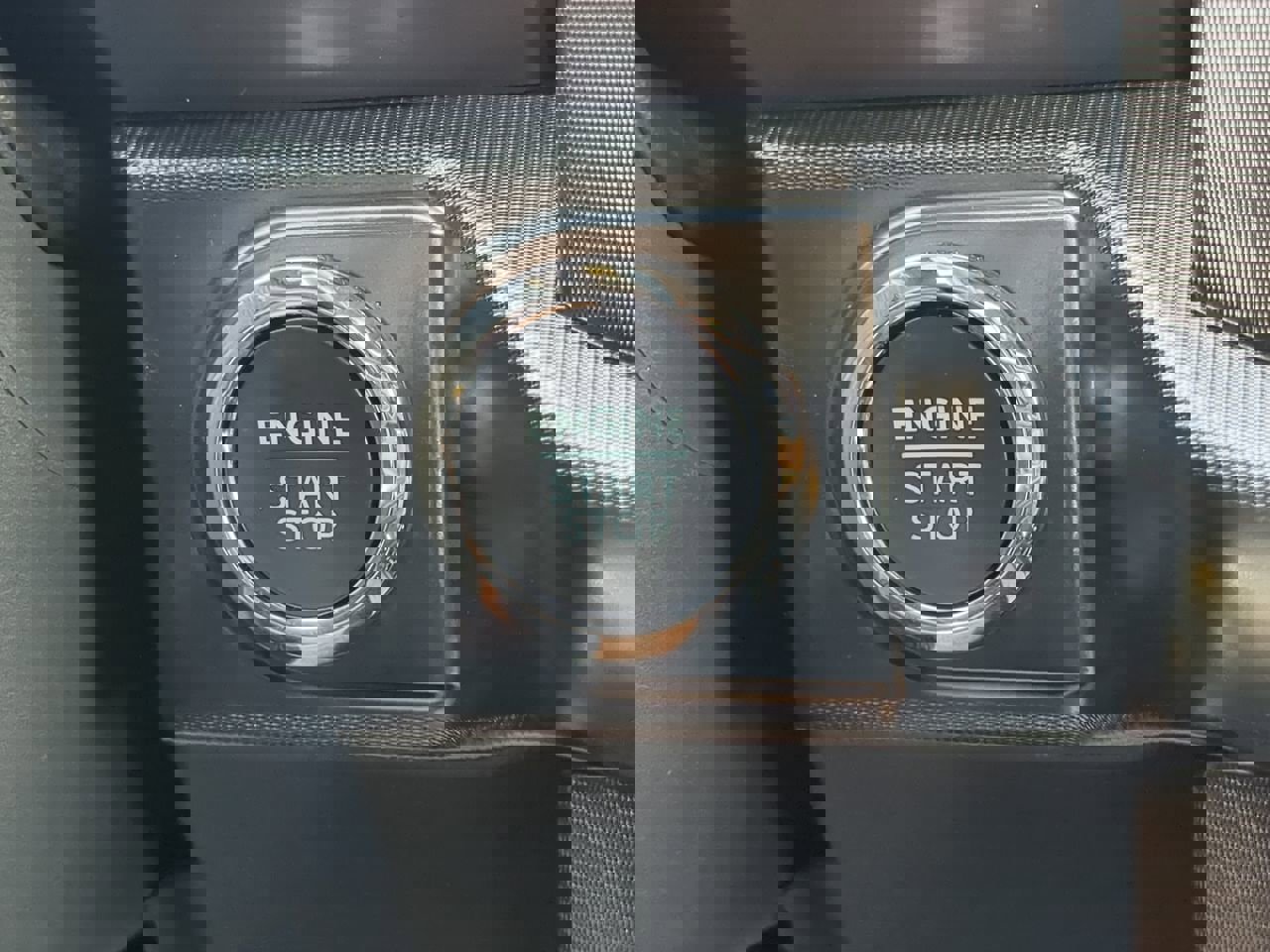 Used 2024 Ford F150 Platinum image 30