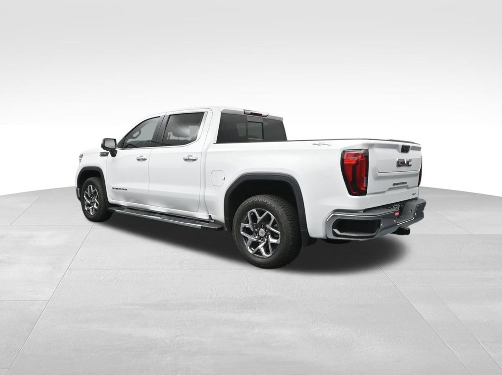 Used 2024 GMC Sierra 1500 SLT w/ SLT Premium Plus Package AWD/4WD image 4
