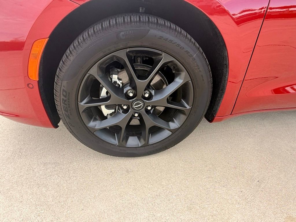 Certified 2025 Chrysler Pacifica Limited image 37