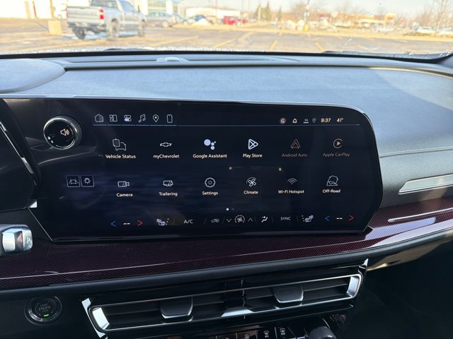 New 2026 Chevrolet Traverse Z71 image 17