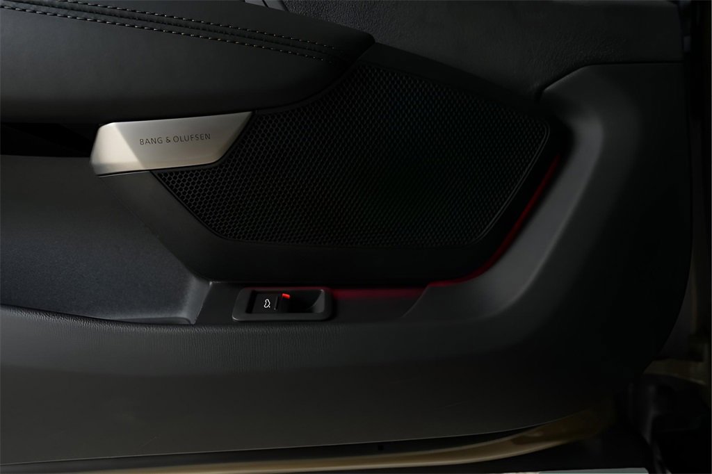 Used 2024 Audi RS e-tron GT image 23