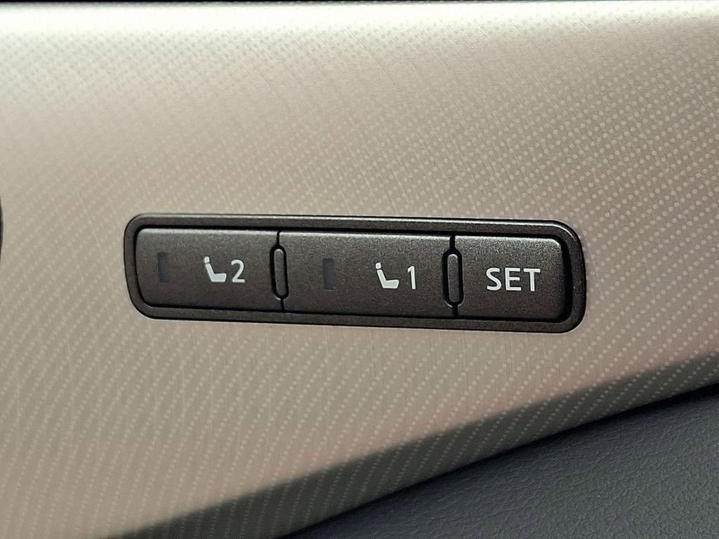 Used 2023 INFINITI Q50 Luxe w/ Cargo Package image 25