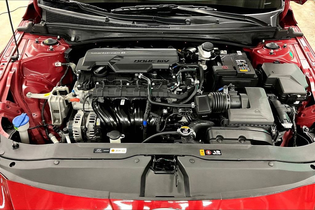 Used 2024 Hyundai Elantra SEL image 28