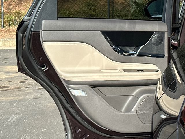 Certified 2023 Lincoln Corsair FWD w/ Equipment Group 101A image 24