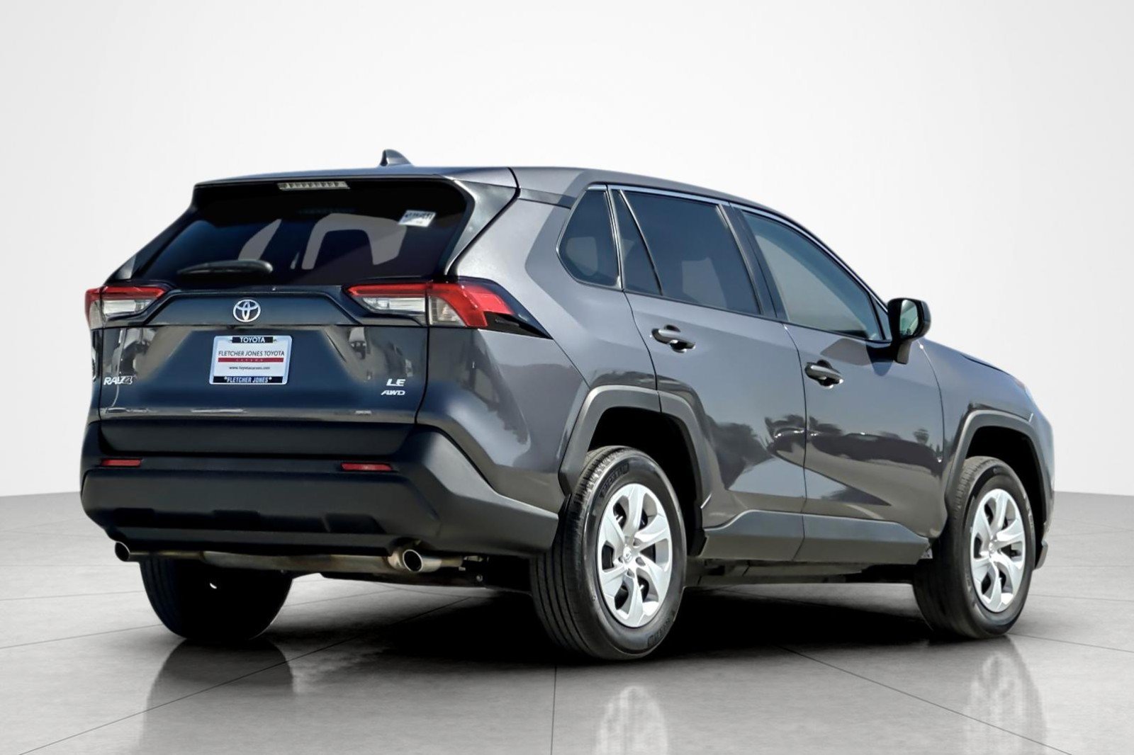 Certified 2025 Toyota RAV4 LE AWD/4WD image 5