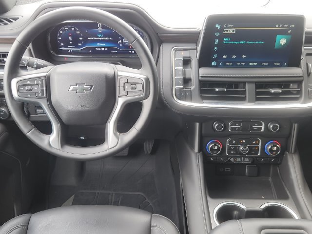 Used 2024 Chevrolet Tahoe Z71 w/ Luxury Package AWD/4WD image 27