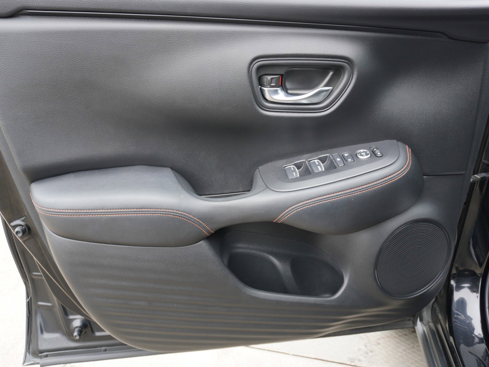 Used 2024 Honda HR-V Sport image 18