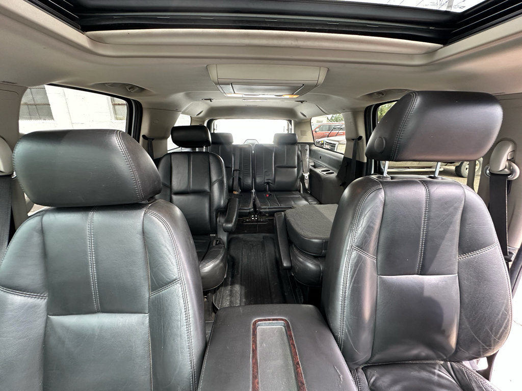 Used 2007 GMC Yukon XL Denali AWD/4WD image 28