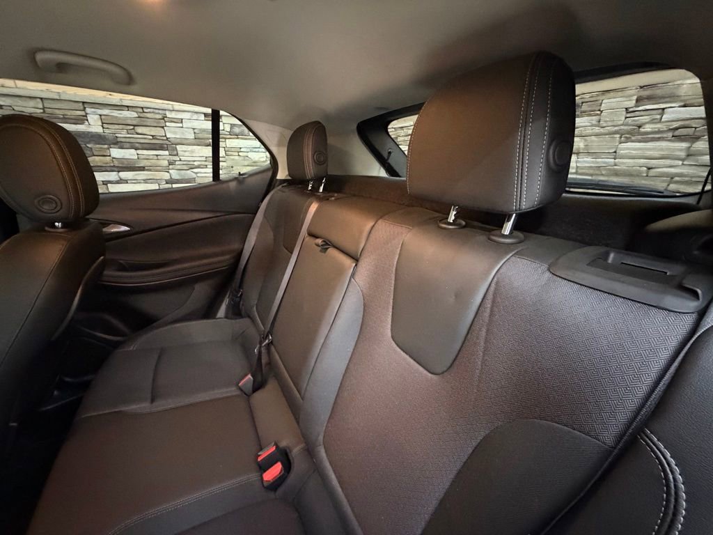 Used 2023 Buick Encore GX Select image 29