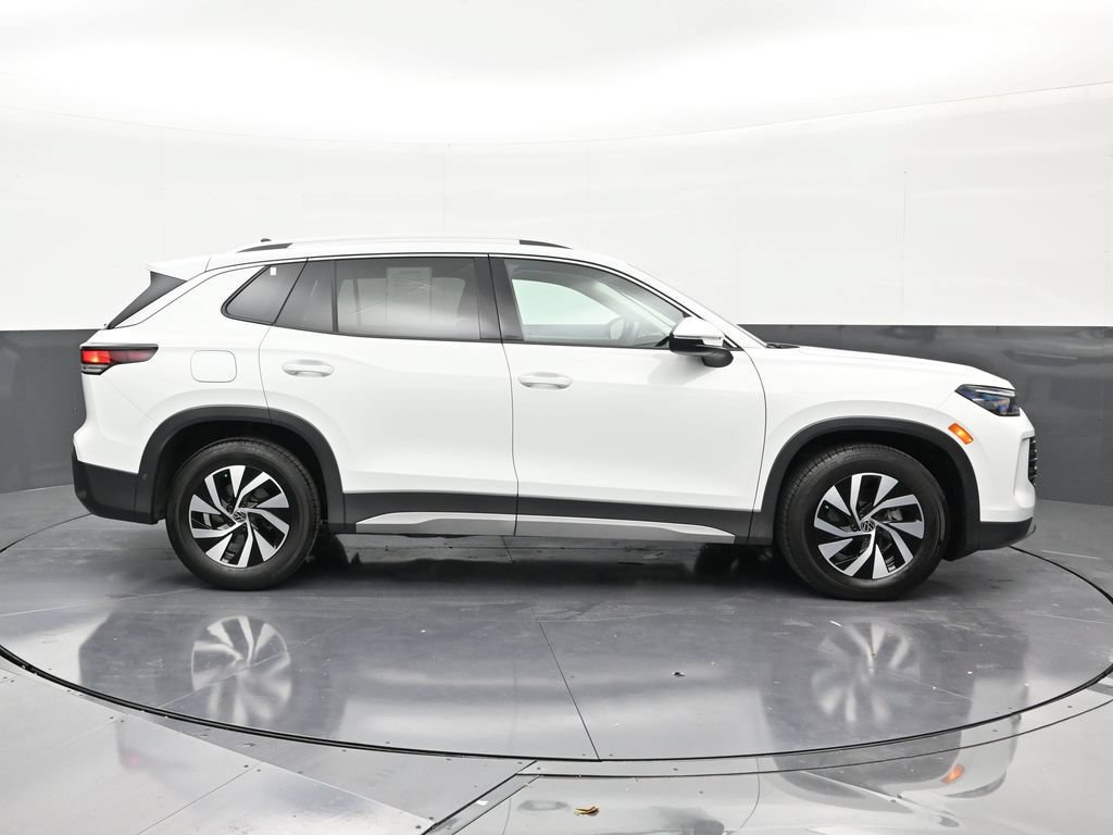 Used 2026 Volkswagen Tiguan S FWD image 6