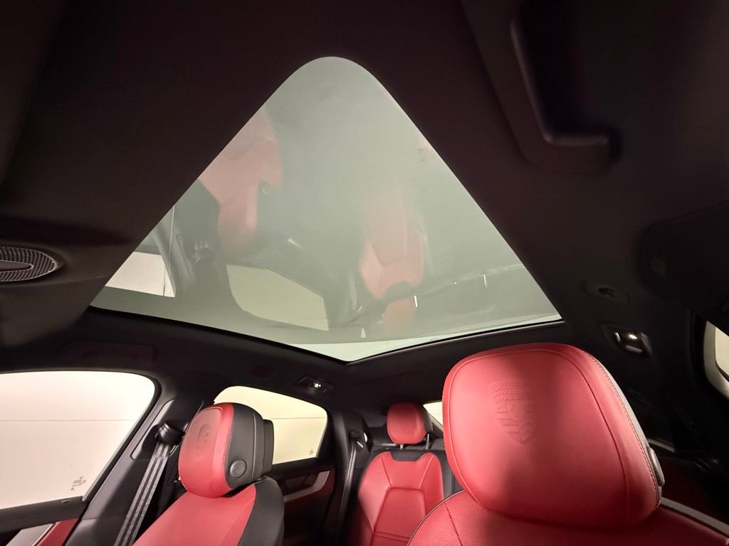 New 2026 Porsche Cayenne Coupe image 31