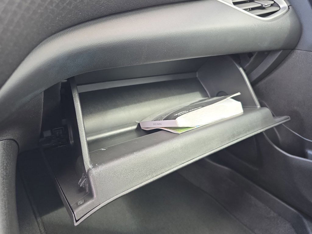 Used 2023 Chevrolet Malibu LT image 32