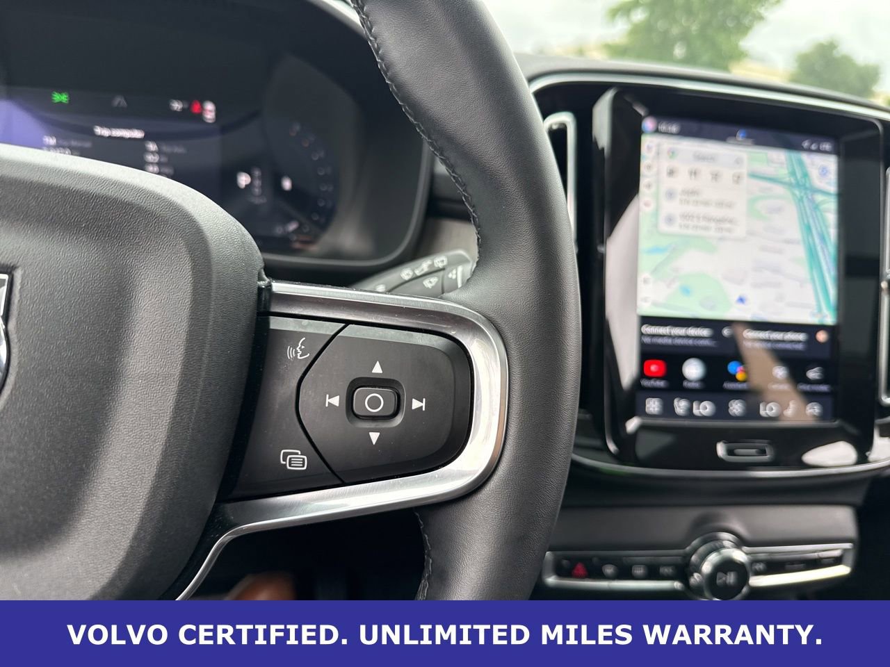 Used 2025 Volvo XC40 B5 Core AWD/4WD image 21