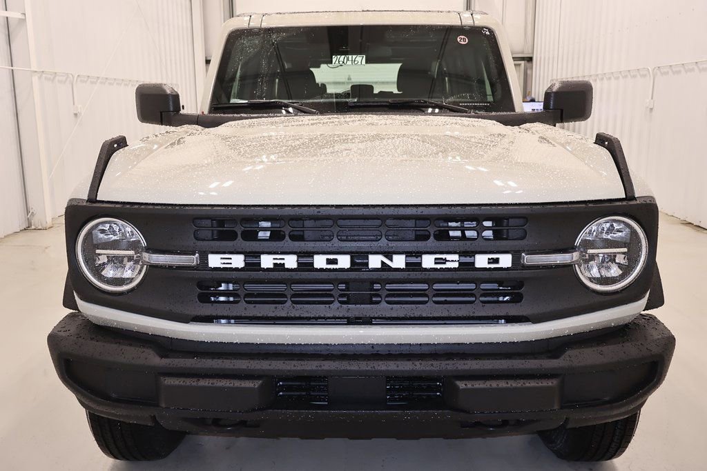 New 2026 Ford Bronco 4-Door image 4