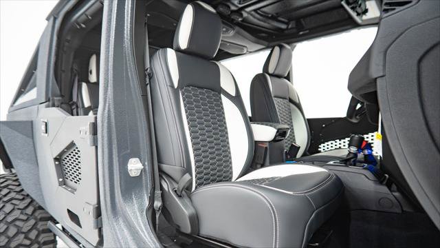 Used 2025 Jeep Gladiator Sport image 49