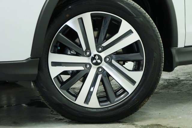 New 2026 Mitsubishi Outlander Sport ES AWD/4WD image 3