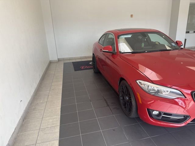 Used 2016 BMW 228i Coupe RWD image 4