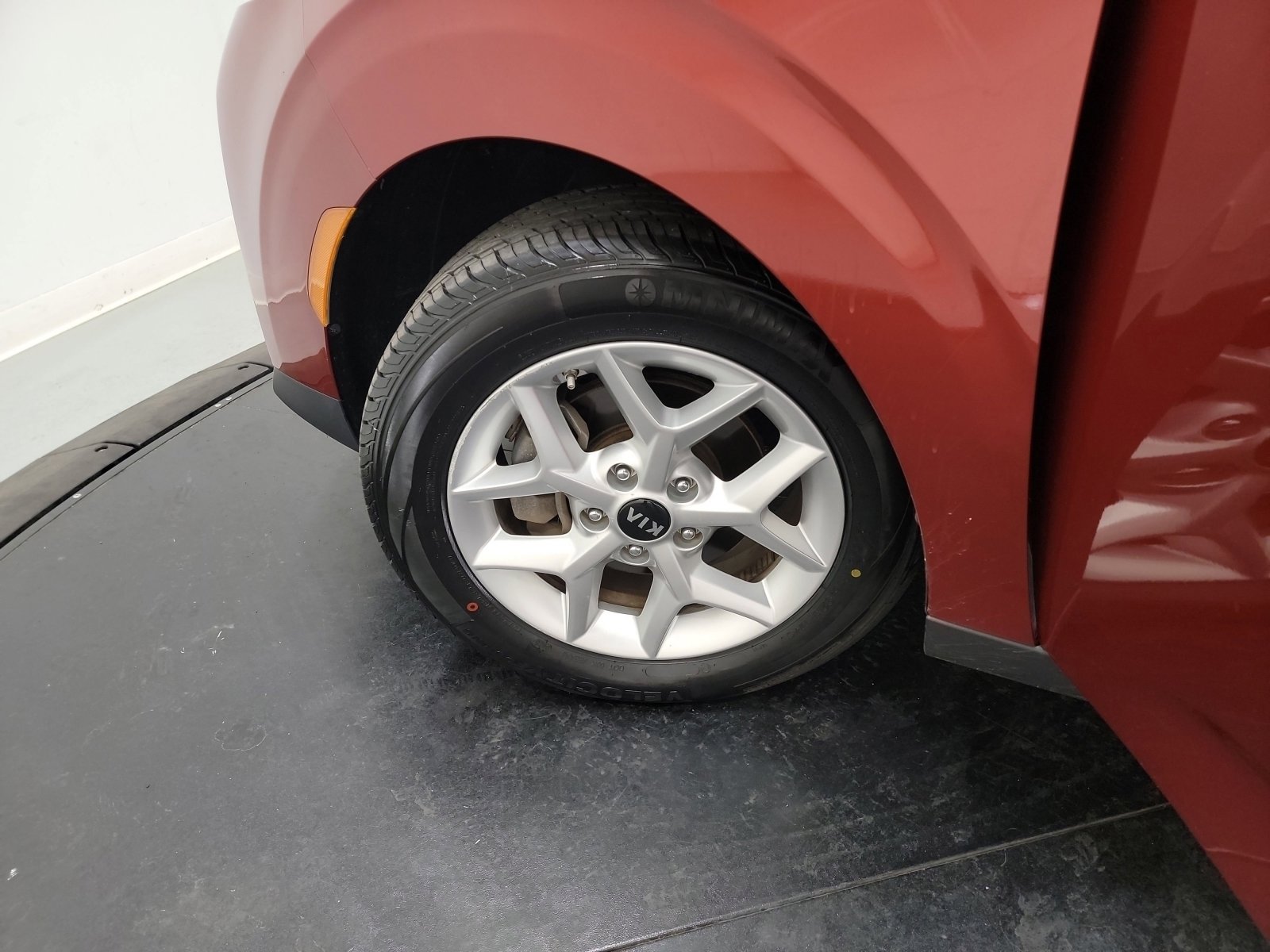 Used 2020 Kia Soul S FWD image 26