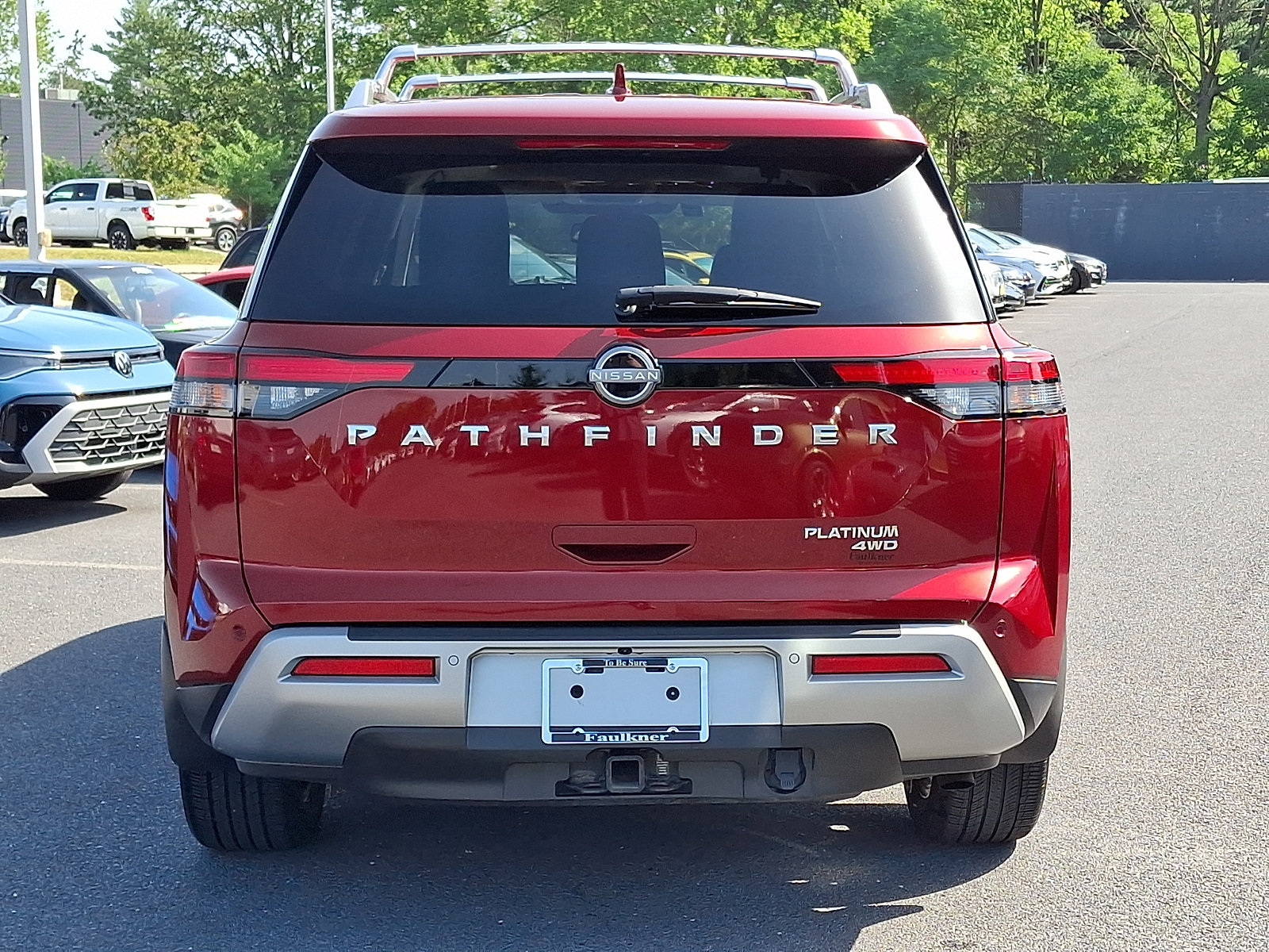 Certified 2022 Nissan Pathfinder Platinum w/ Cargo Package AWD/4WD image 5