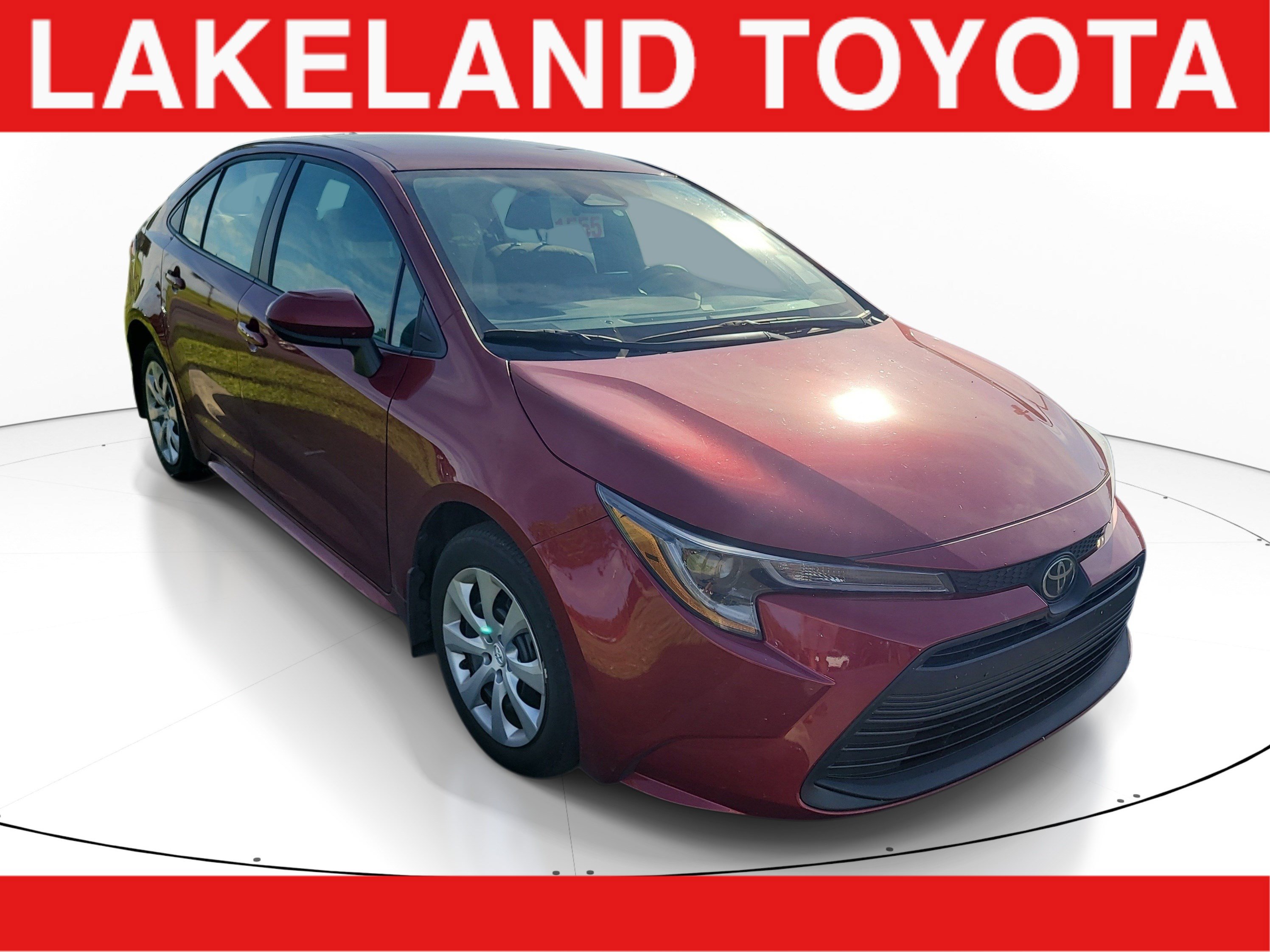 Certified 2025 Toyota Corolla LE FWD image 1