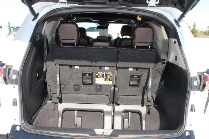 Certified 2023 Toyota Sienna Platinum image 15