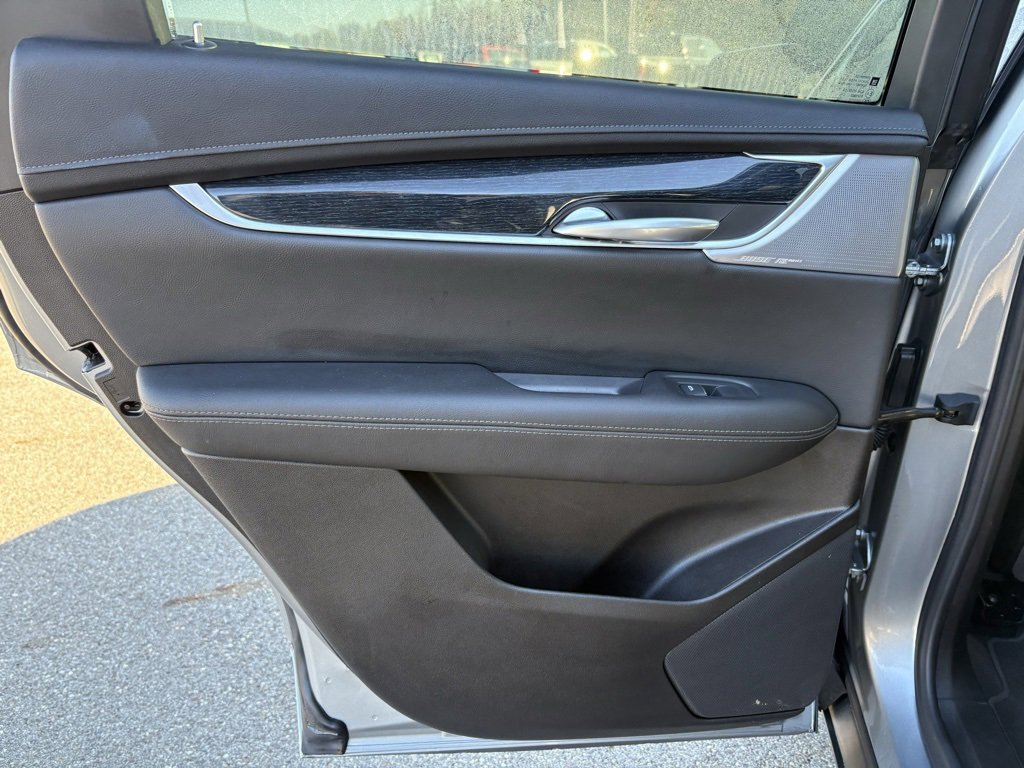 Used 2025 Cadillac XT5 Premium Luxury image 28